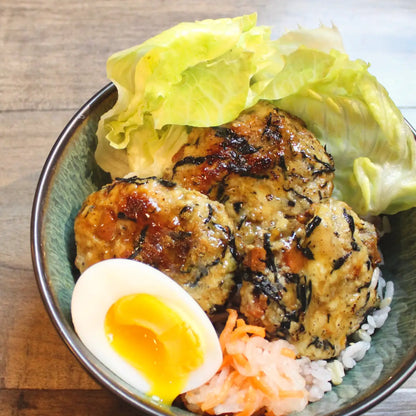 月見ひじき入り鶏つくね丼